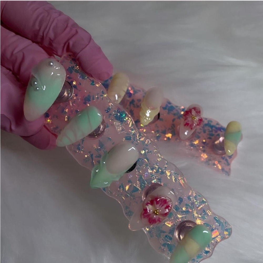 Press On Nails